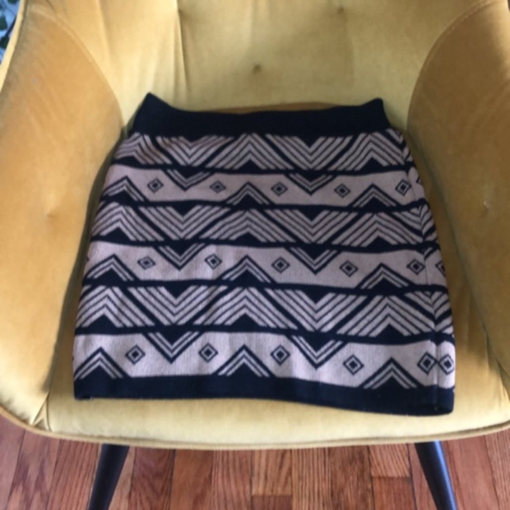 Tribal Design mini skirt